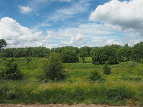 English Country Landscape 的图像结果