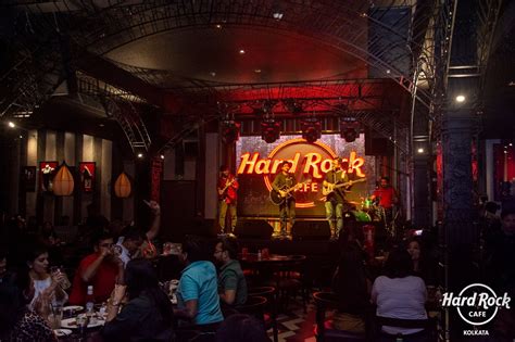 Listen To Palindrome Live At Hard Rock | LBB, Kolkata