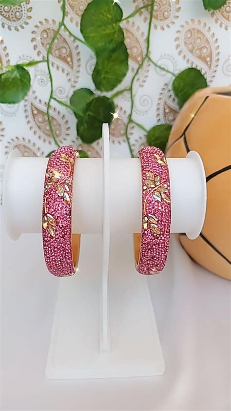 NAGINA FESTIVE BANGLES – NAURANGI