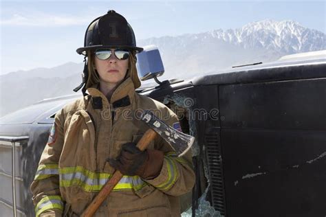 女性难得的职务：访一名女消防队长 | 文化经纬 | DW | 15.08.2009