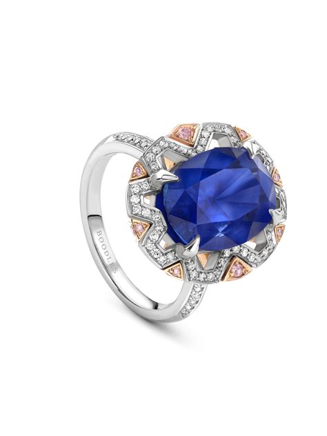 Fifth Avenue Oval Sapphire Platinum Ring | Boodles