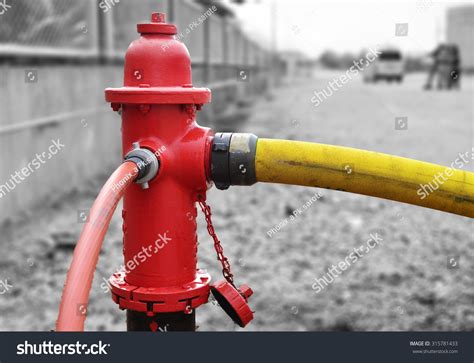 Hydrant Firefighting 的图像结果