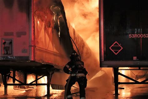 Fire Destroys 3 Semi-Trailers At Value Village In Everett, Washington | My Everett NewsMy ...