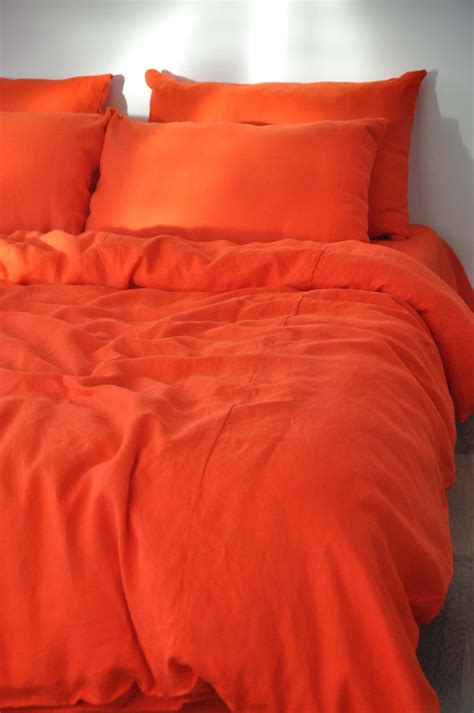 Bright orange duvet cover – True Things