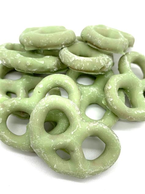 The Bulk-Priced Food Shoppe Key Lime Yogurt Pretzels, Bulk (1 lb ...