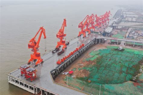 南昌港在建规模最大综合码头项目姚湾综合码头开港运营_凤凰网视频_凤凰网