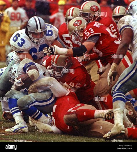 Emmitt smith 1993 hi-res stock photography and images - Alamy