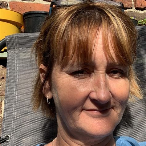 Elaine - Business Studies teacher - ₹3828/h