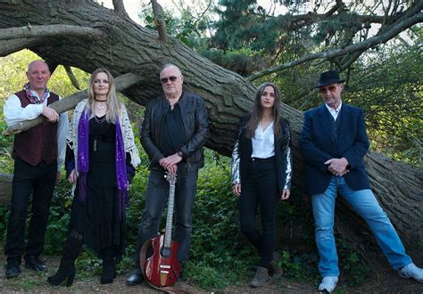 Tango in the Night - Fleetwood Mac Tribute - The Victoria Inn, Roche ...