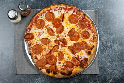 Deliciously Authentic Pizza | Broken Arrow | Old World Pizza