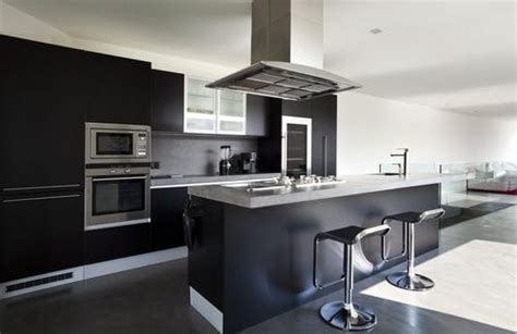 18 Black and White Modular Kitchen Design Ideas
