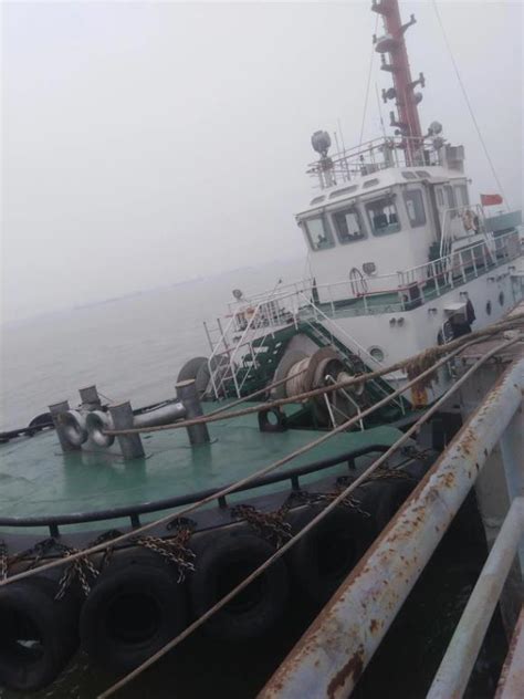 浙江首次！拖轮LNG燃料水上加注作业在宁波舟山港顺利完成