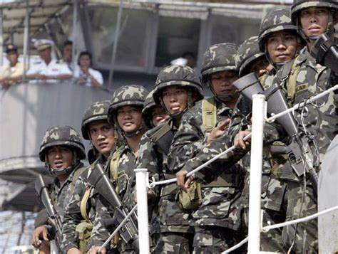 菲律宾反政府武装宣布向政府全面开战(图)_新浪军事_新浪网