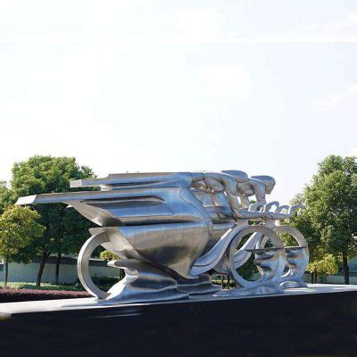 汽车抽象雕塑艺术