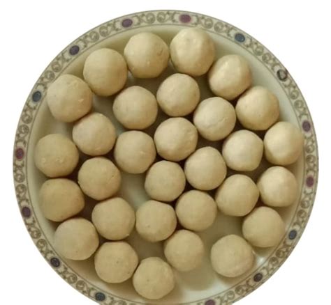 Buy homemade Home Made Pottukadalai Laddu from Pandeeswari Homemade ...