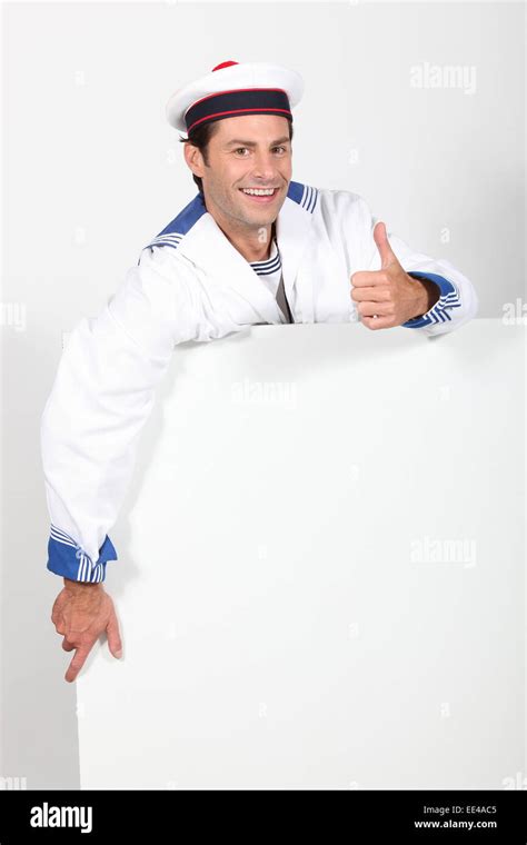 Sailor 的图像结果