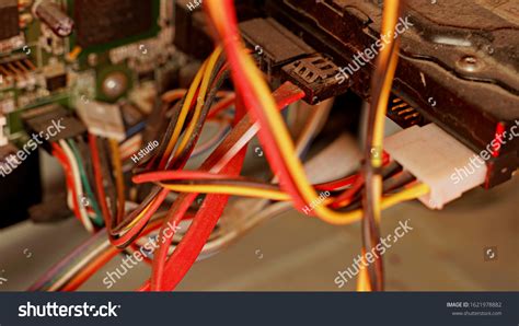 Image result for How Does a Computer Chip Work