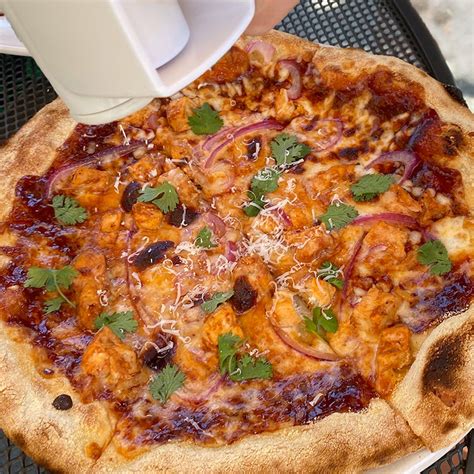 Brixx Wood Fired Pizza + Craft Bar on LinkedIn: The BBQ Chicken Pizza. To add cheese, or to not ...