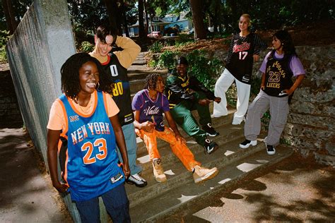 Outfit Ideas: What to Wear to a Basketball Game. Nike UK