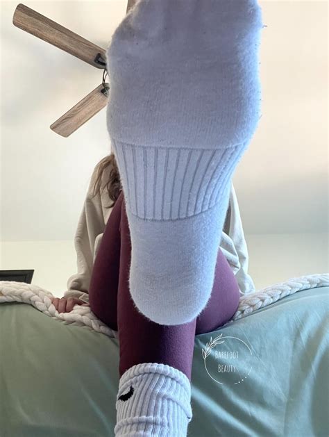 Oh the smell is 🔥 : r/sockfetish