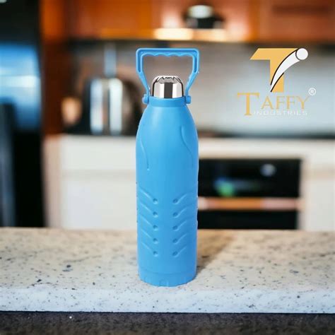 Insulated Plastic Bottle - Summer cool insulated plastic bottle- 2500ml ...