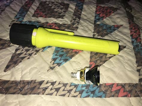 Streamlight Flashlight Repair 的图像结果