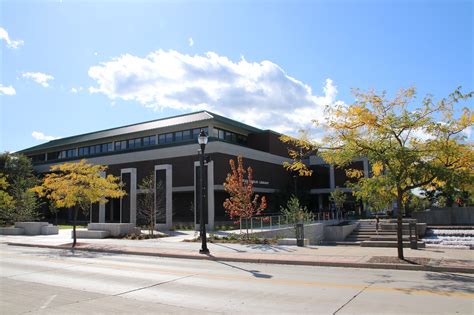 Mead Public Library | Travel Wisconsin