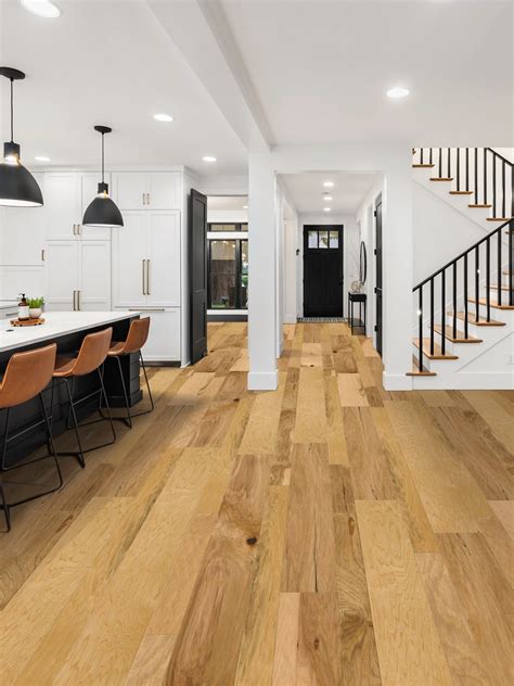 EarthWerks Timberland Hickory Natural TIM379