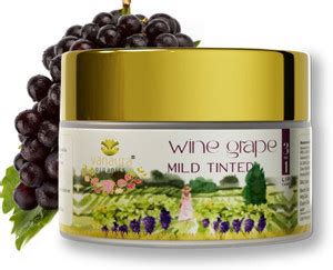 vanaura organics Wine grape 3- in -1 lip balm 15g Grape - Price in ...