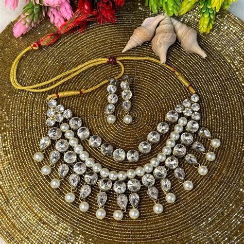 DHIVARA White Pearl Kundan Chokar Necklace Set | Necklace and Earings ...
