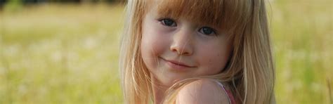 Download wallpaper look, nature, blonde, girl, shoulder, looks, bangs ...
