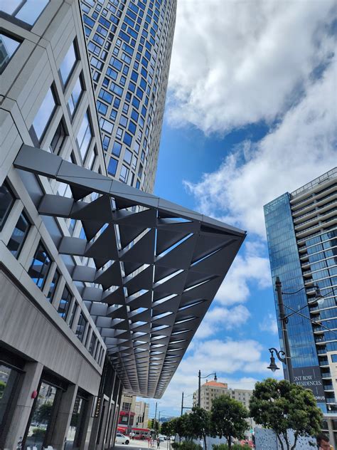 Equinox | Sports Club | Van Mission – TortoisePath | California USA 🇺🇸