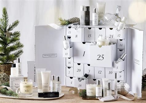 Unusual Advent Calendars: 49 Quirky Advent Calendars for 2022 - hitched ...