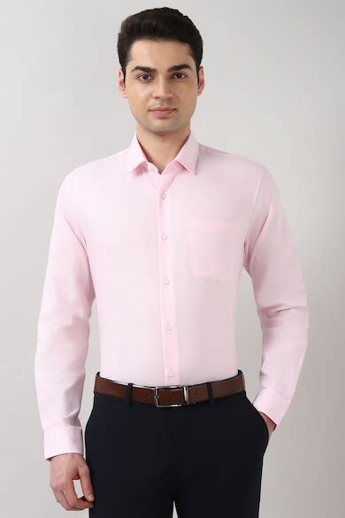 Peter England Formal Shirts, Men Pink Nuvo Fit Full Sleeves Formal ...