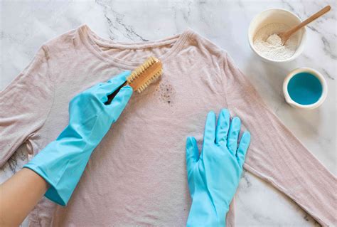 How To Get Rid Of Mold On Fabric (step-by-step Guide) | TAFT Independent
