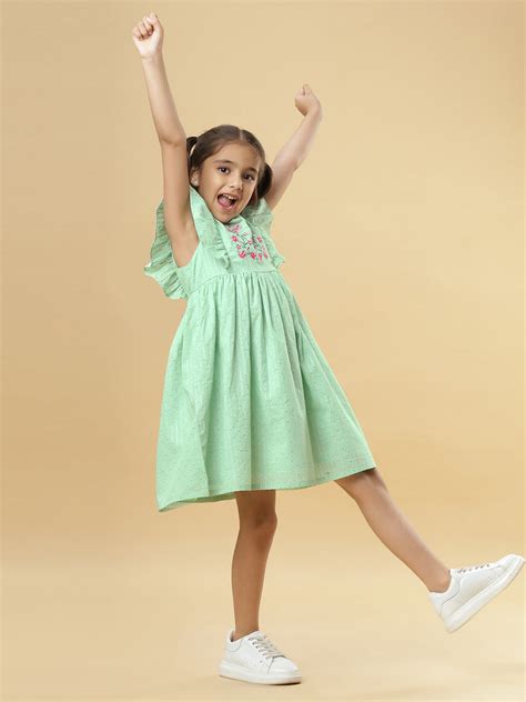 Best Online Clothing Stores for Teens | TeenTrums