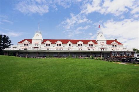 WINDERMERE HOUSE RESORT & HOTEL - Hotel Reviews, Photos, Rate ...