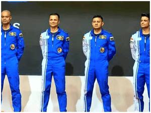 The four intrepid IAF fighter pilots who form Team 'Gaganyaan ...