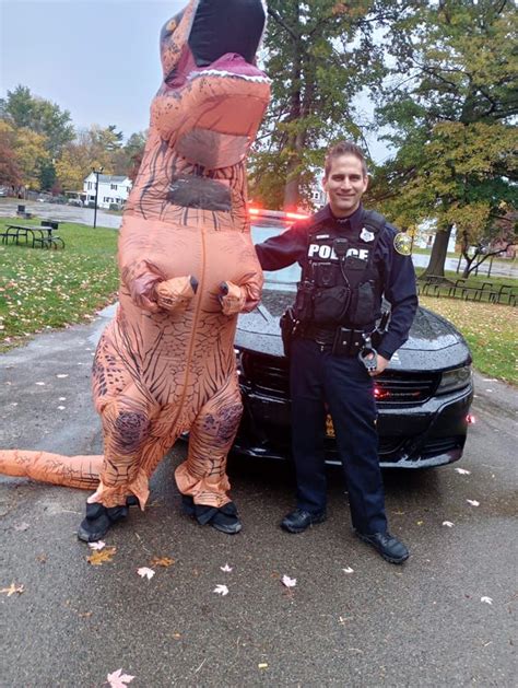 Youth Event Pizza and Games at the Arcade in the mall , Olean Center ...