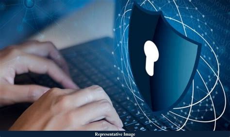 Hyderabad man loses money over Rs 2 lakhs in bank transaction