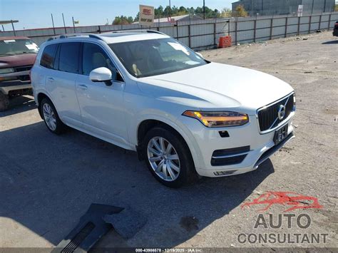 2016 VOLVO XC90 T6 MOMENTUM Gasoline - YV4A22PK6G1040506