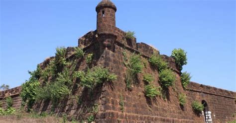 Corjuem Fort, Corjuem, Goa | WhatsHot Goa