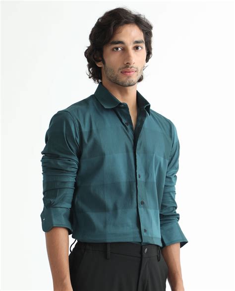 Rare Rabbit Men's Santhe Petrol Cotton Checked Print Regular Fit Full