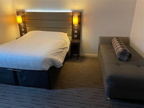 PREMIER INN ORPINGTON - Hotel Reviews, Photos, Rate Comparison ...