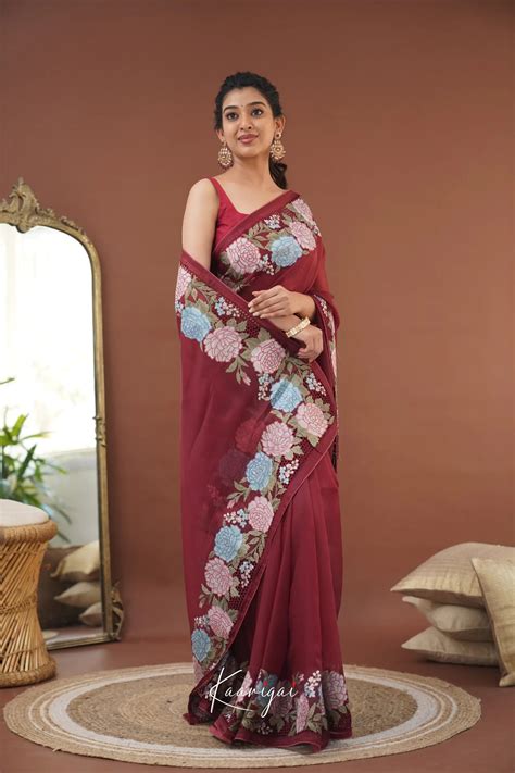Nakshatra Flowy Net Organza Saree - Maroon – Ivalinmabia