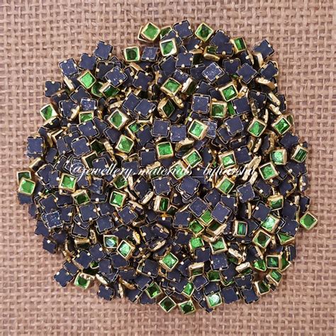 Square 4x4 Gloss Color Kundan - Light Green Color – Harshu's Craft Store