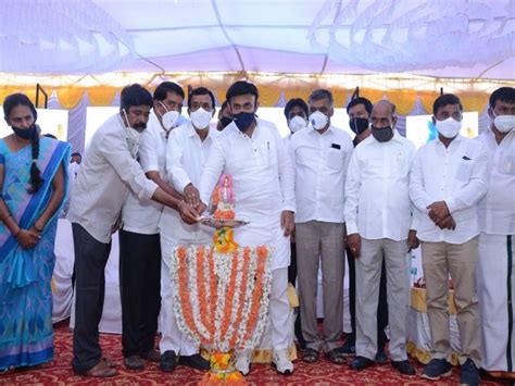 Karnataka Minister warns of action against Kolar-Chikkaballapur DCC ...