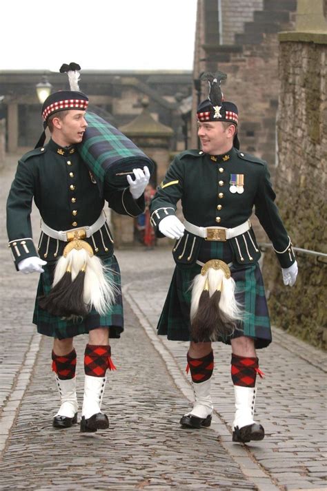 The Story of Black Watch: Scotland's Royal Regimental Tartan | Black ...