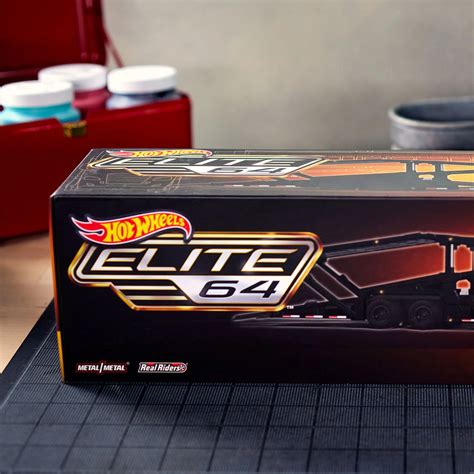 Hot Wheels Elite 64 Freightliner Cascadia – Indian Diecast Hub