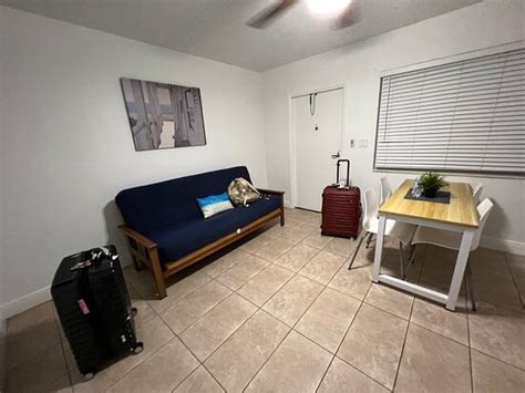 COSTA ESTE POMPANO BEACH - Guesthouse Reviews & Photos - Tripadvisor